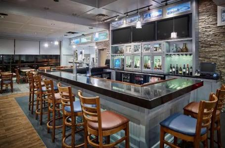 Best Western Plus Guildwood Inn - 28