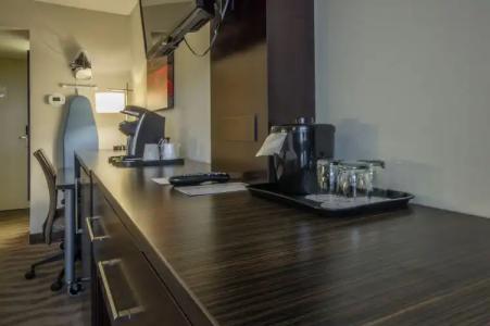 Holiday Inn St Johns, an IHG - 43