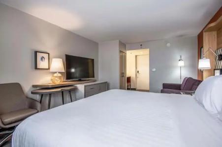 Holiday Inn St Johns, an IHG - 5