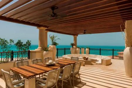 The St. Regis Saadiyat Island Resort, Abu Dhabi - 17