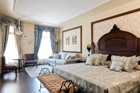 PortAventura Lucy's Mansion - Includes unlimited access & Express wristband to PortAventura Park & Ferrari Land - 29