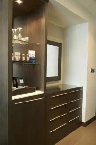 Ramada by Wyndham Abu Dhabi Downtown - 109