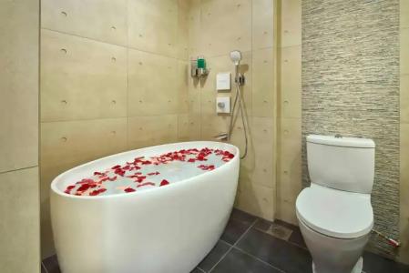 Orchard Grand Court - 41