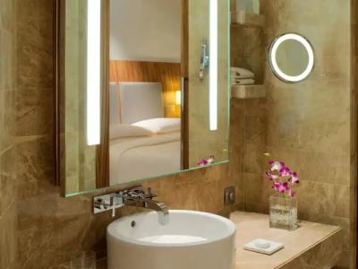 Andaz Capital Gate Abu Dhabi, By Hyatt - 130