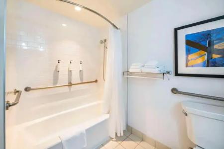 Grand Park Vancouver Airport - 7