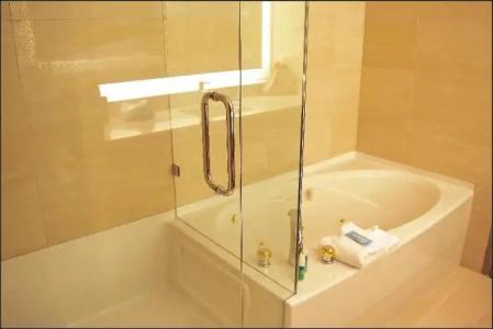 Holiday Inn Express Vancouver Airport-Richmond, an IHG - 31