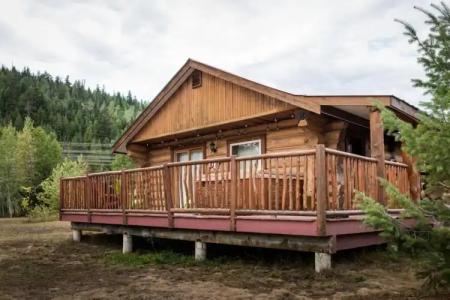 Glacier House & Resort - 22