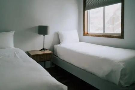 Glacier House & Resort - 126