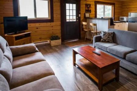 Glacier House & Resort - 139