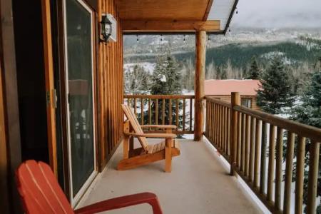 Glacier House & Resort - 115