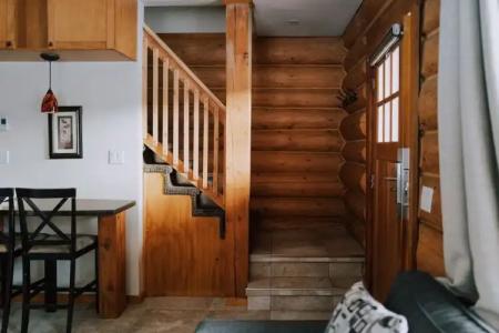 Glacier House & Resort - 114