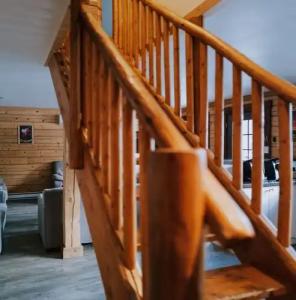 Glacier House & Resort - 24