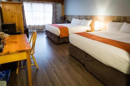 Glacier House & Resort - 68