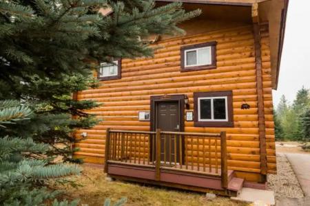 Glacier House & Resort - 138