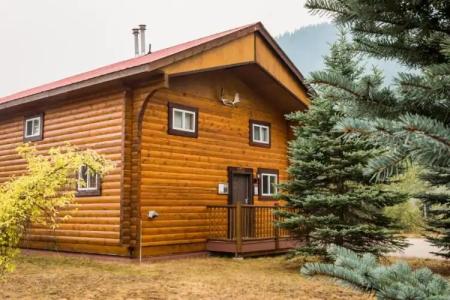 Glacier House & Resort - 137