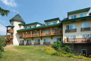 Coast Hillcrest Hotel, Revelstoke