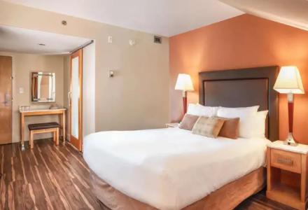 Coast Hillcrest - 37