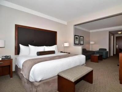 Best Western Plus Revelstoke - 73