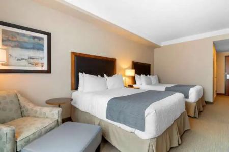 Best Western Plus Revelstoke - 3