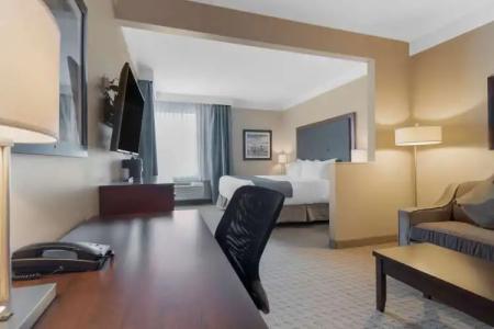 Best Western Plus Revelstoke - 63