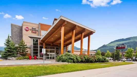 Best Western Plus Revelstoke - 75