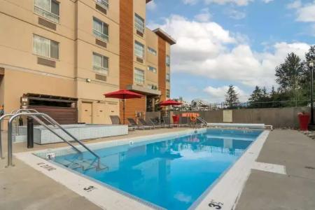 Best Western Plus Revelstoke - 15