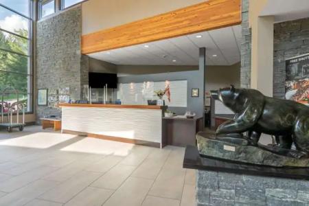 Best Western Plus Revelstoke - 32