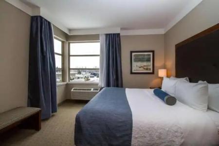 Best Western Plus Revelstoke - 85