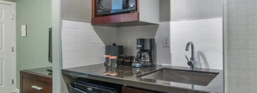 Sandman Red Deer - 10