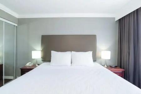 Sandman Red Deer - 24