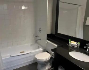 Sandman Red Deer - 13