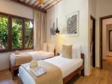 2 Bedrooms Standard Family room with garden view