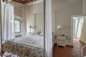 Farm Stay «All'Ombra Del Tiglio», Pistoia