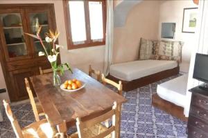 Guest House «Agricola Pineda», Pantelleria Village