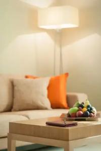 Carlton Downtown - 103