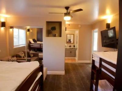 Basecamp Tahoe City - 3