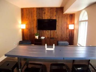 Basecamp Tahoe City - 10