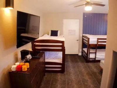 Basecamp Tahoe City - 2