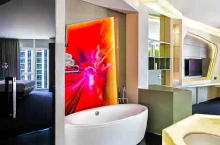 V Dubai, Curio Collection by Hilton - 121