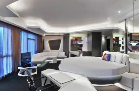 V Dubai, Curio Collection by Hilton - 134