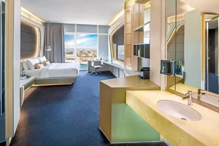 V Dubai, Curio Collection by Hilton - 108