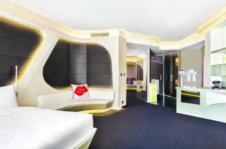 V Dubai, Curio Collection by Hilton - 118