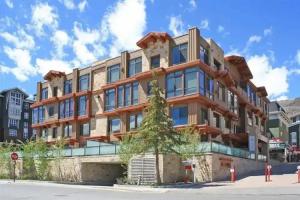 The Lodge At Mountain Village by Alpine Ski Properties, Park