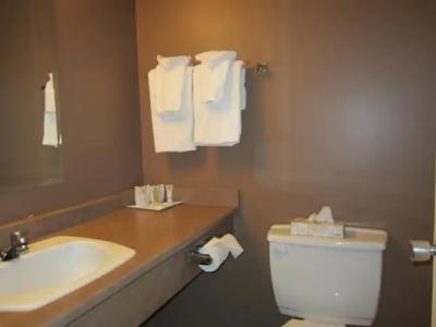 Inn on the Harbour - 8