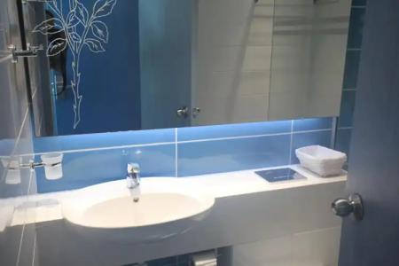 Anonymous Beach (Adults 16+) - 9