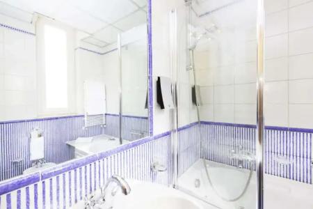 Bellevue - All Inclusive & Beach Access - 9