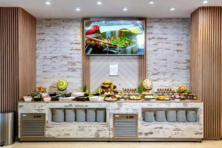 Bellevue - All Inclusive & Beach Access - 12