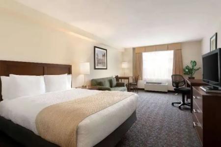 Days Inn by Wyndham Ottawa Airport - 23