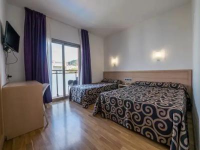 Tossa Beach Center - 2