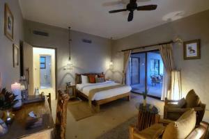 Hotels in Meghauli